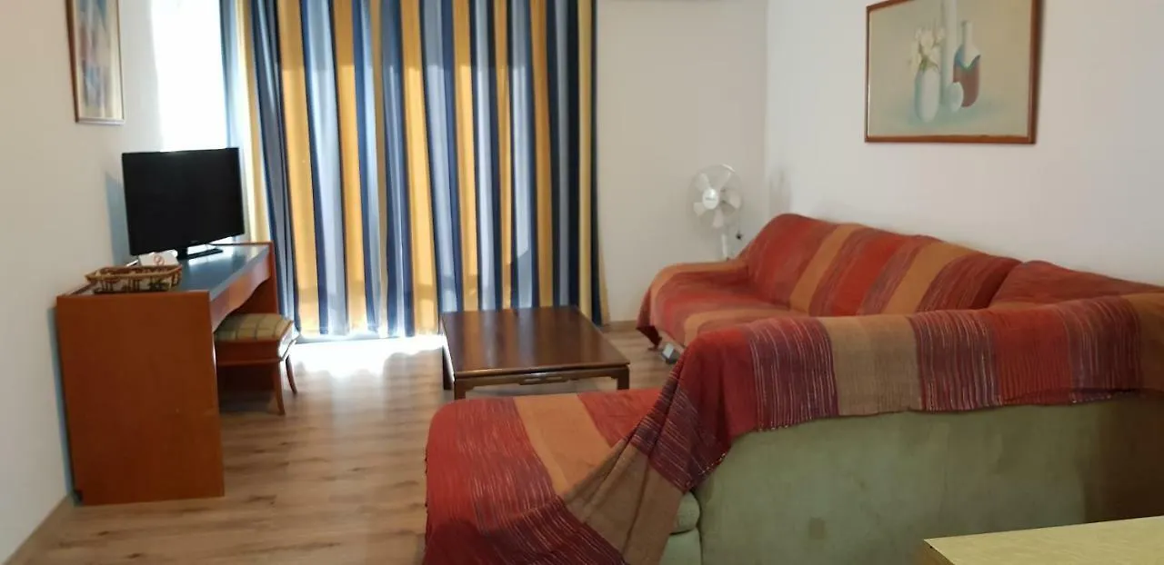 Petalmo City Apartments Lárnaka